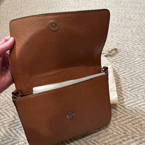 Tory Burch Brown Leather All T Crossbody Bag - Picture 4 of 11